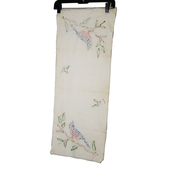 VINTAGE 1960s STAMPED BLUE JAY BIRD EMBROIDERED TABLE RUNNER PARTLY FINISHED - Picture 8 of 8